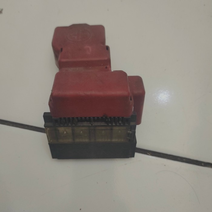 FUSE sekering aki ertiga