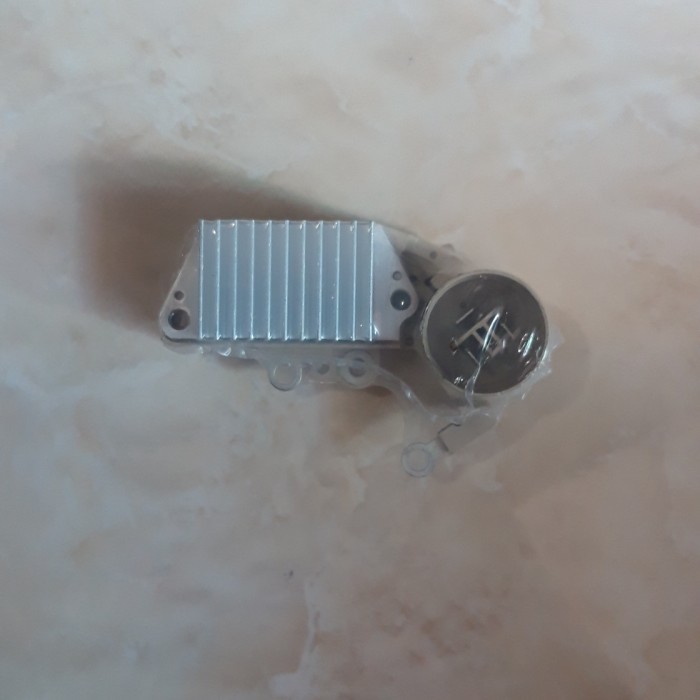 ic regulator/ic alternator toyota starlet soket bulat upgrade 70A