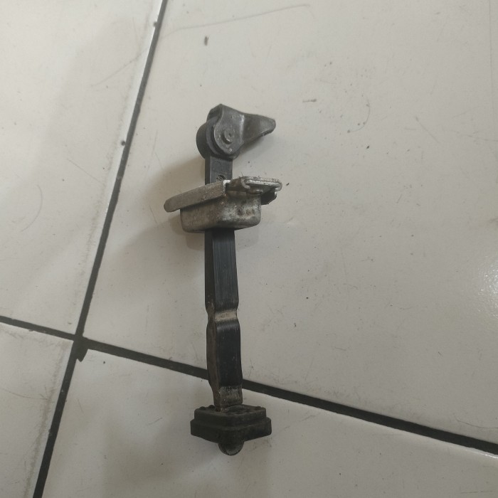 engsel pintu kanan honda stream