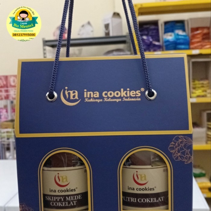 

PROMO !!! SALE TERLARIS HAMPERS INA COOKIES ISI 2JAR READY