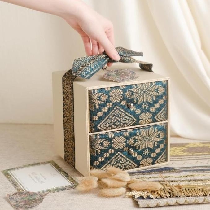 

HAMPERS LEBARAN IDUL FITRI/RAMADHAN - RAMA SONGKET HAMPERS ZDSFSD1631