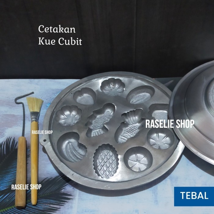 

BEST SELLER CETAKAN TEBAL KUE CUBIT 11 LUBANG KARAKTER LOYANG MOTIF CAMPUR