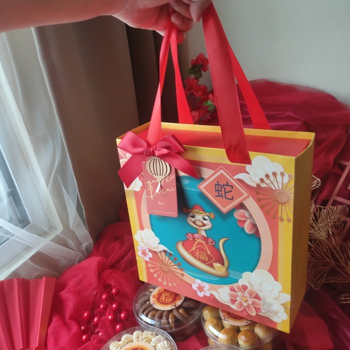 

Chinese New Year Hampers Parcel Imlek Cny Premium Kue Kering