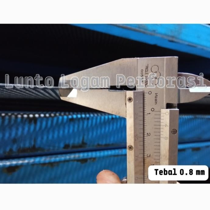 Plat Lubang Besi 0.8 mm 1.2 x 2.4 Mtr Lubang 3:4:5:6:8:10 Mm PERFORASI