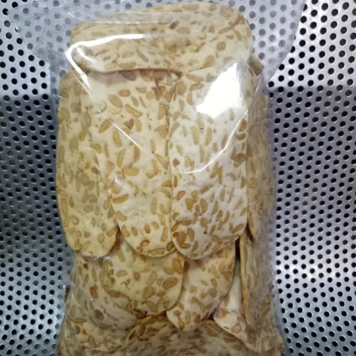 

CUCI GUDANG KERIPIK TEMPE SAGU TEMPE OVEN ORIGINAL RENYAH DAN GURIH