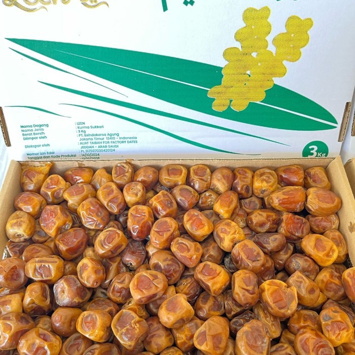 

Kurma Sukari 3 KG Dus Random
