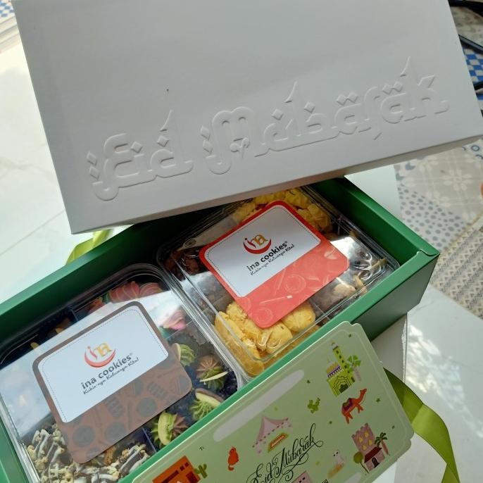 

Terbaru, Hampers/Parcel Lebaran 2 Toples Kombinasi
