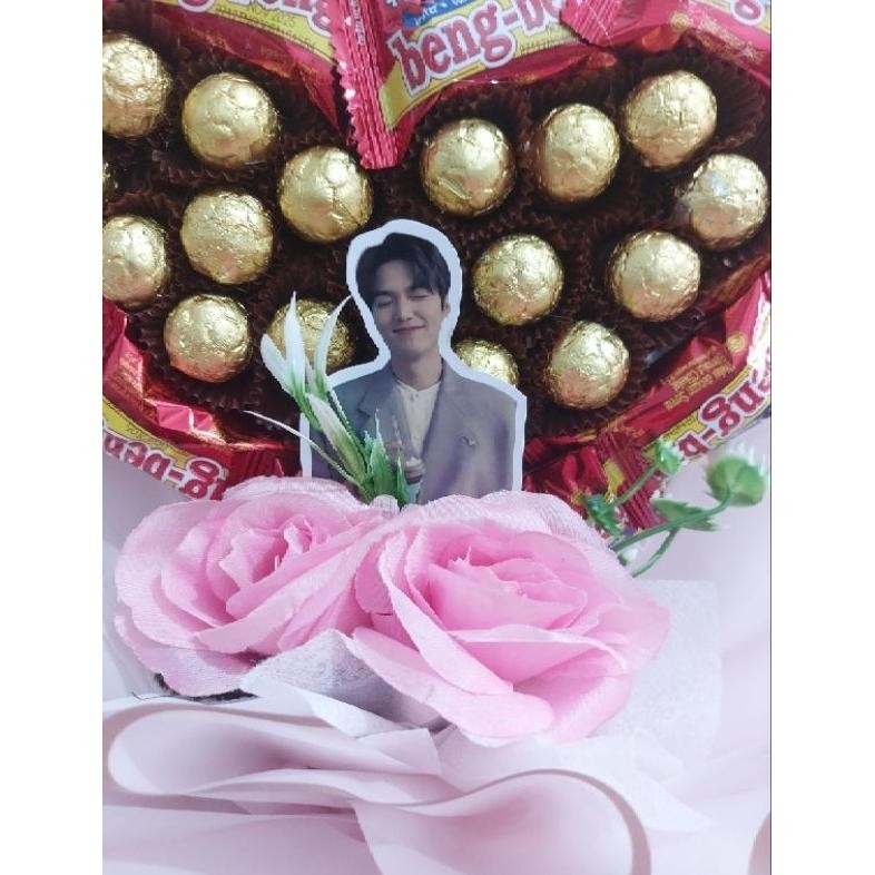 

SALE BUKET COKLAT LOVE / HAMPERS ULTA / HADIAH VALENTINE gj-46