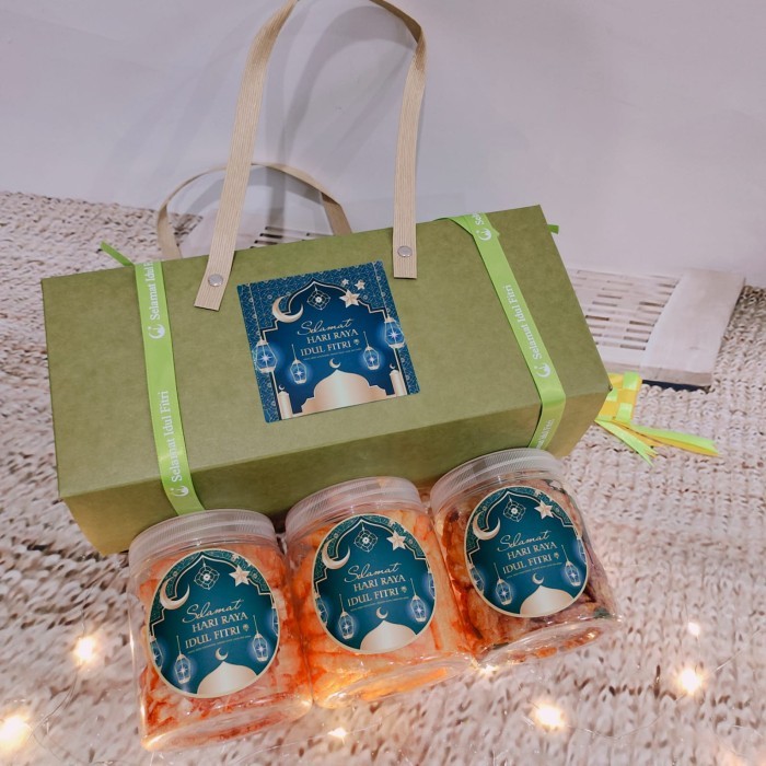 

Limited Hampers Ramadhan 3TOPLES Snack - Parcel Lebaran Kado Mewah Idul Fitri Lebaran
