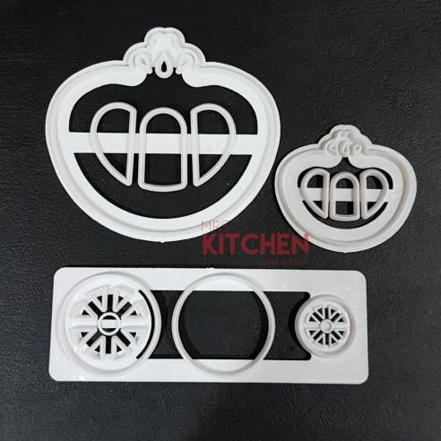 

SIAP KIRIM CETAKAN KERETA CARRIAGE PRINCESS CUTTER FONDANT COOKIES SET OF 3