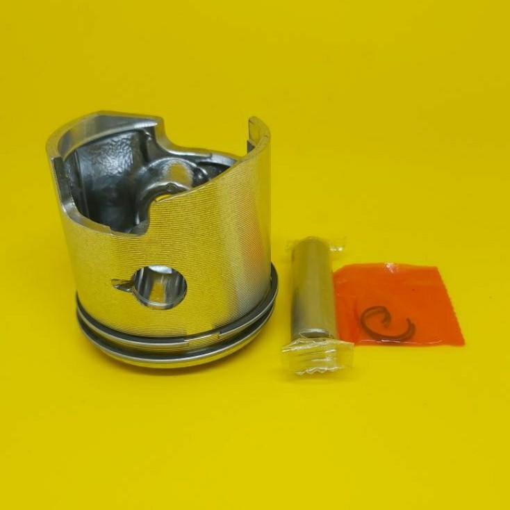 Piston kit set untuk mesin tempel Suzuki DT 15pk sudah termasuk ring.
