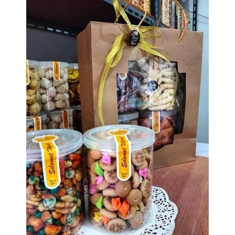 

BISA COD [FREE HANGTAG] Hampers Natal/Parcel Lebaran/Hampers Lebaran/Kue Natal/Marry Christmas/Snack Hampers/Hampers/Cemilan/Camilan/Hampers Snack//Parcel THR/Hampers THR/Cemilan/Jajanan/Snack Murah/Snack Lebaran/Snack Ramadan/Cemilan Snack Makanan
