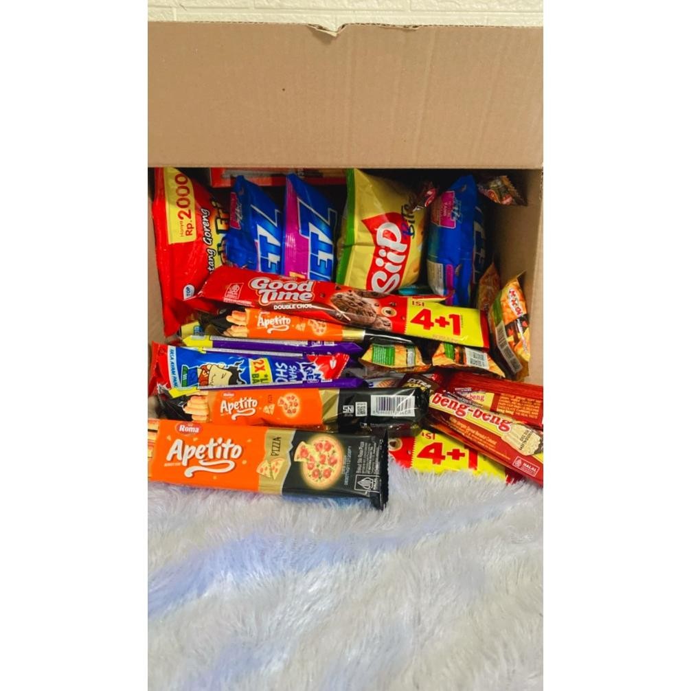 

Hampers/Paket snack/Snack box kado isi 60 pcs