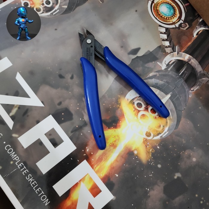 Model Kit 1/100 LIZARD Infinite Dimension x Supernova IN ERA + RMD (REAL MINUTIA DESIGNS)