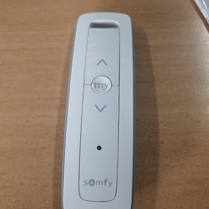 remote Somfy skylight roman shade Onna motorized