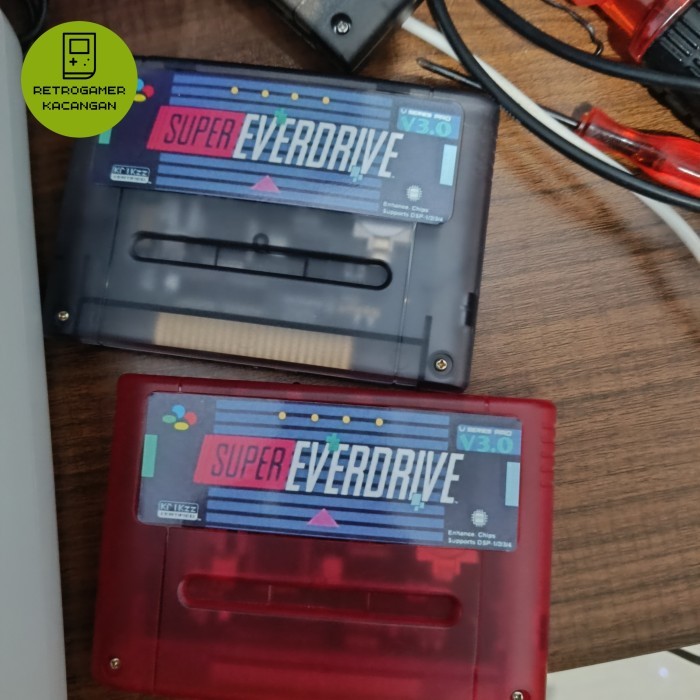 

TERBATAS Super Everdrive SNES v 3.1 support special Chips DSP 1/2/3/4