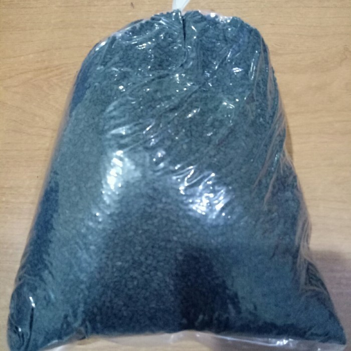 

BIJI WIJEN HITAM UK 1 KG