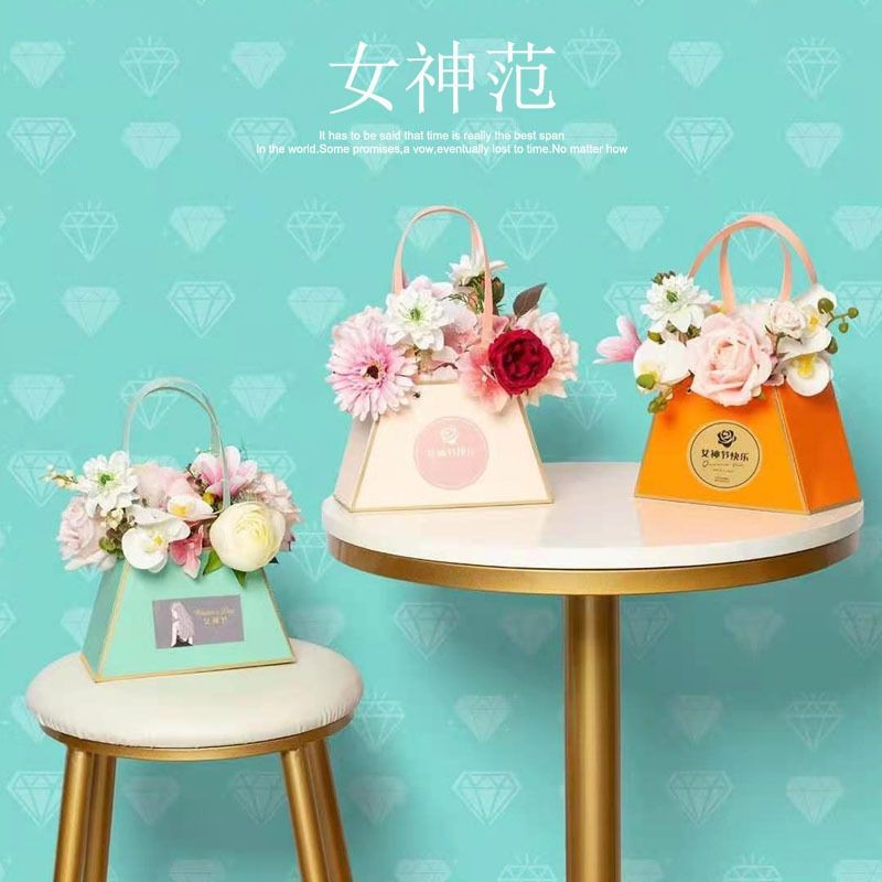 

FLOWER SUPPLY - KOTAK BUNGA LADY BAG HANDY BAG - PCS - KOTAK BUNGA - HANDY BAG BUNGA- KOTAK VALENTINE - AF255