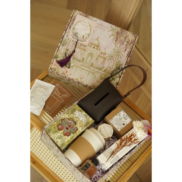 

New! CALLA - hampers lebaran/paket idul fitri/hampers ramadan/hampers eid mubarak 2025/kado lebaran/parcel eid mubarak/parcel ramadan 2025 Lebaran