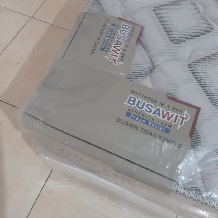 KAMAR SET KASUR BUSAWIT BY BIGFOAM DENGAN LEMARI DAN MEJA RIAS