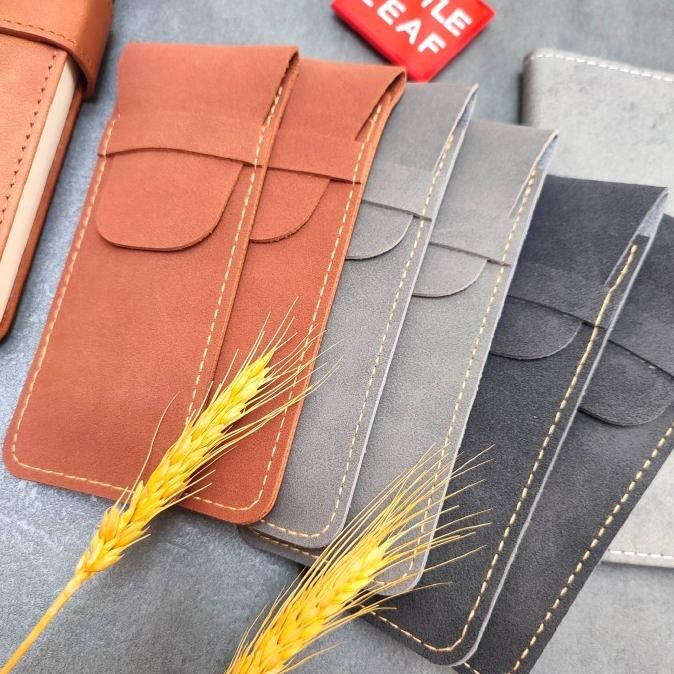

Pen Pencil Case Tempat Pensil Pena Sarung Kulit Suede Leather Premium Little Leaf