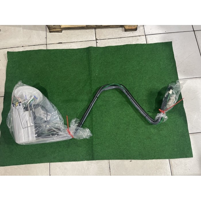 Baru Fuel Pump Pompa Bensin Bmw E60 Bosch