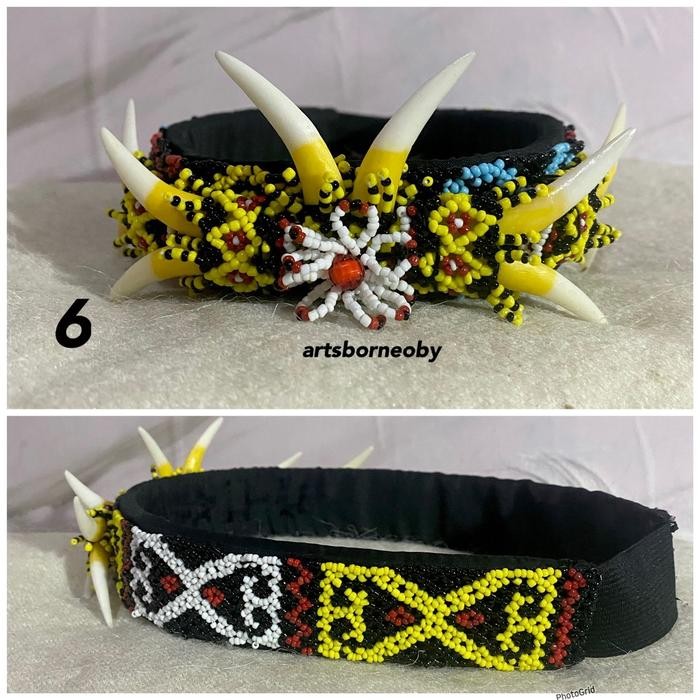 Hiasan kepala wanita adat dayak, topi dayak , baju adat dayak , wNita dayak