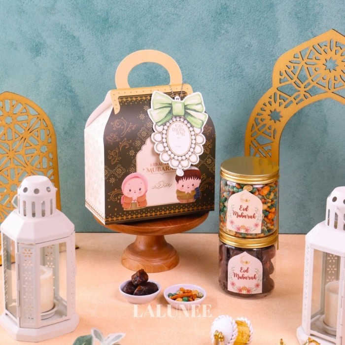 

Terbatas Hampers Lebaran Idul Fitri isi 2 Jar Kue Kering Box Tas Jinjing - Parcel Souvenir Hadiah Eid Mubarak - Kacang Kurma Lebaran!