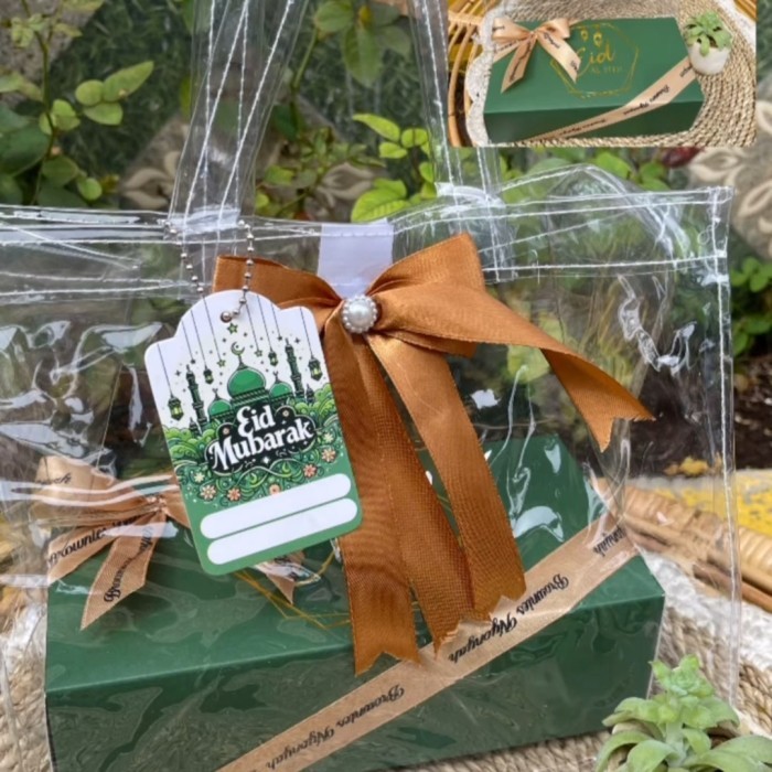

Terbatas hampers idul fitri#hampersbrownies - S Lebaran!
