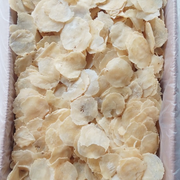 

EMPING MELINJO MENTAH 1KG ASLI LIMPUNG ( KECIL TIPIS )