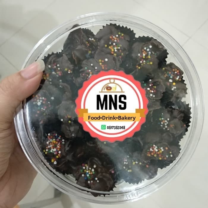 

PREMIUM HAMPERS PARCEL 2 BOX KUE KERING LEBARAN