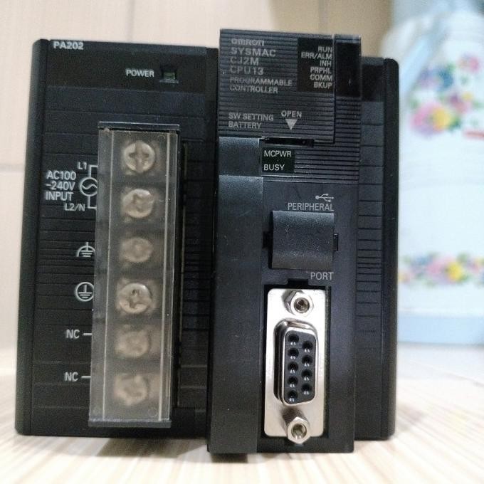 PLC Omron CJ2m