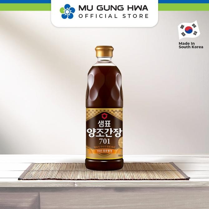 

Sempio Naturally Brewed Soy Sauce 701 - 860 ml