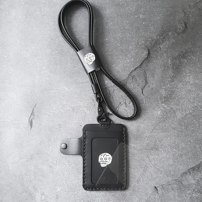 

BDS METROLINE , FULL LEATHER WALLET LANYARD ID CARD HOLDER