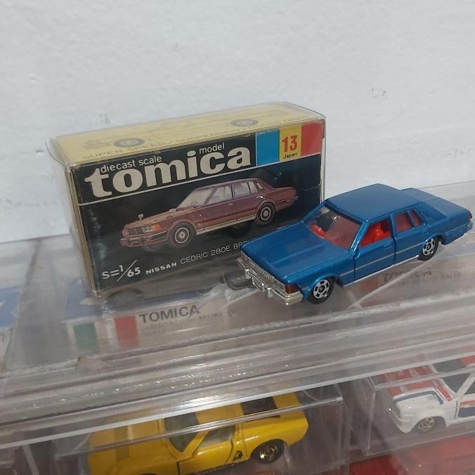 Tomica Blackbox Japan Nissan Cedric 280e Brougham