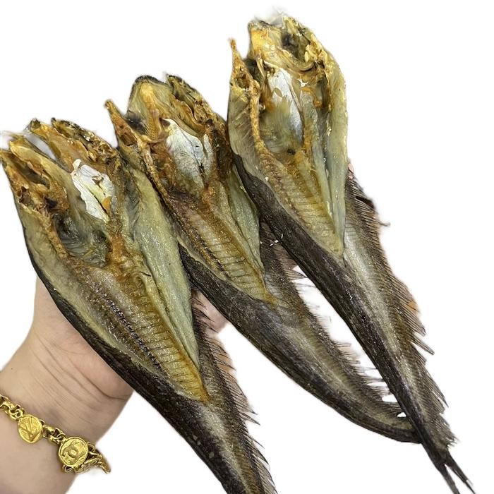

Terbaru ikan asin Lais khas hulu sungai berat 250gr Ready