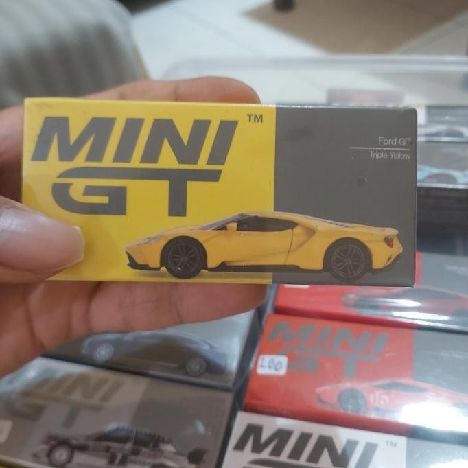 Mini GT #613 Ford GT Triple Yellow