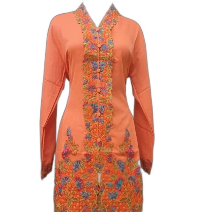 Kebaya Encim Betawi Modern