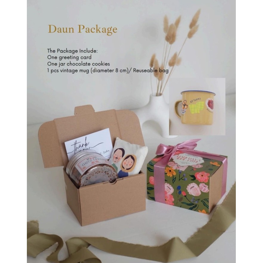 

Daun Package Hampers Lebaran Lucklig