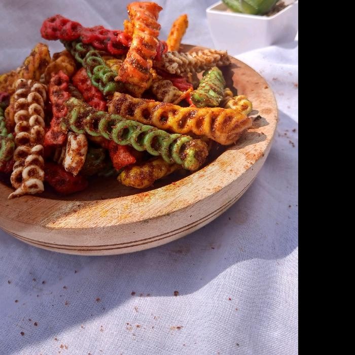 

PROMO keripuk seblak taraje 500gram Food Snack Pedas Kerupuk Kering Keripik Cemilan Goreng