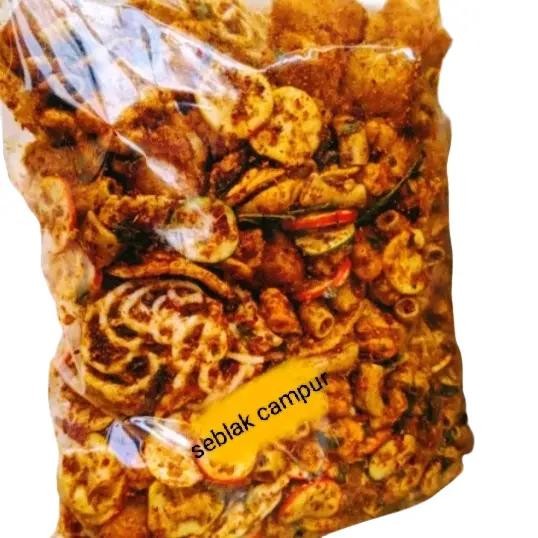 

TERBATAS Seblak campur viral pedas daun jeruk berat 250 gram gratis ongkir diseblakan Cemilan Food