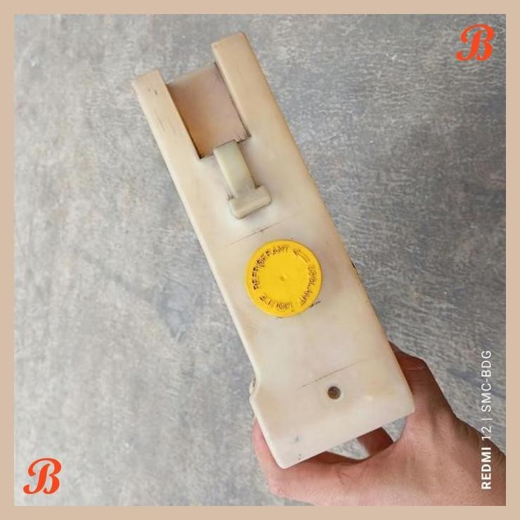 | SMB | RESERVOIR TANK CADANGAN AIR RADIATOR NISSAN XTRAIL T30 / SERENA C24