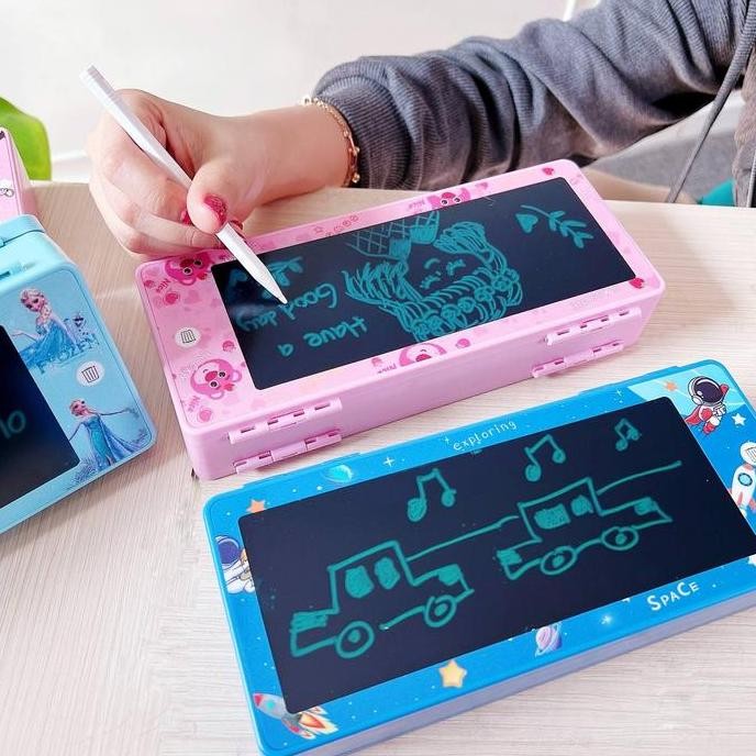 

Promo!! Kotak Pensil Imajinasi: Kotak Pensil Kreatif Papan Tulis Digital + Stiker: Anak Kreatif Bmkids0009 Penghapus Stationery
