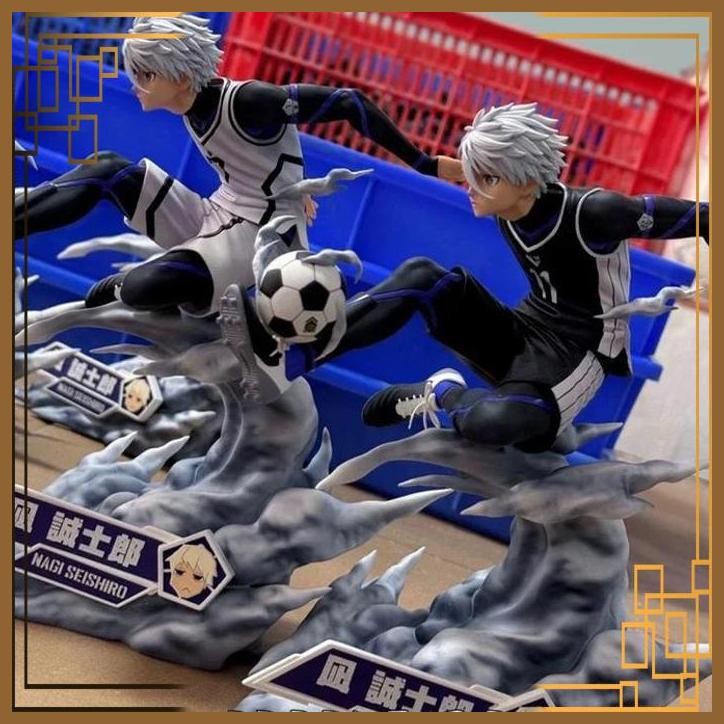 [MKM] FIGURE BLUE LOCK - NAGI SEISHIRO WHITE / BLACK JERSEY U-20 VER.