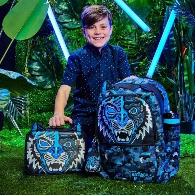 

NEW PRODUK SMIGGLE HEY TIGER BLUE BACKPACK LUNCHBOX PENCIL CASE !!!!!