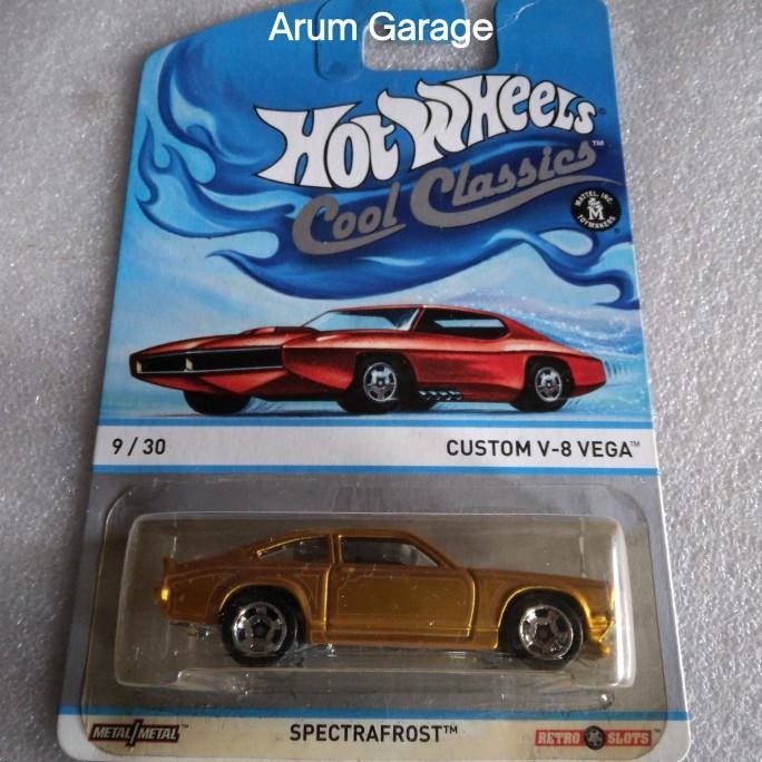 Hot Wheels Custom V-8 Vega. Chevrolet Vega. Card Cool Classics Series Tahun 2013. Full Besi Body dan