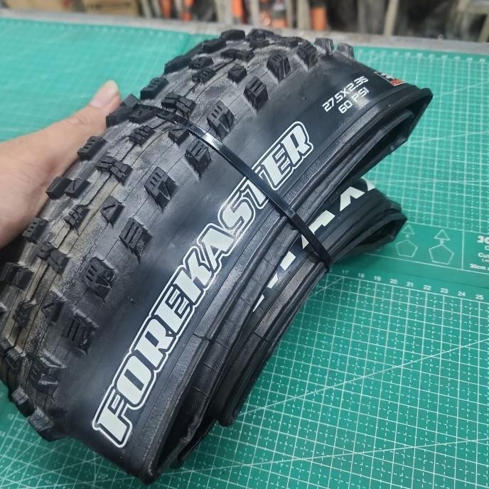 Ban Luar MAXXIS FOREKASTER 27.5 x 2.35 XC EXO TR Cross Country Trail Tubeless Ready Foldable ..