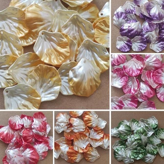 

25pcs kelopak kerang tanggung mutiara gradasi murah