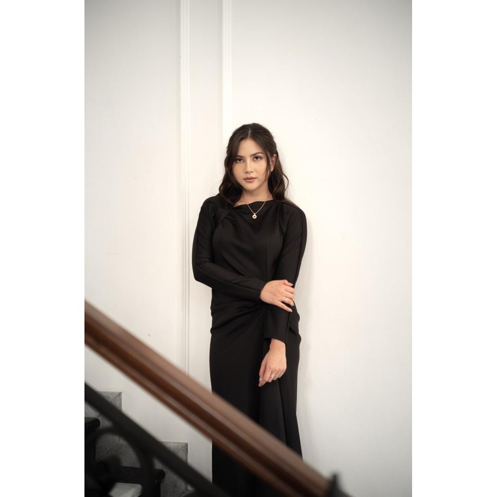 Mila Long Dress Black Atvezzo Dress