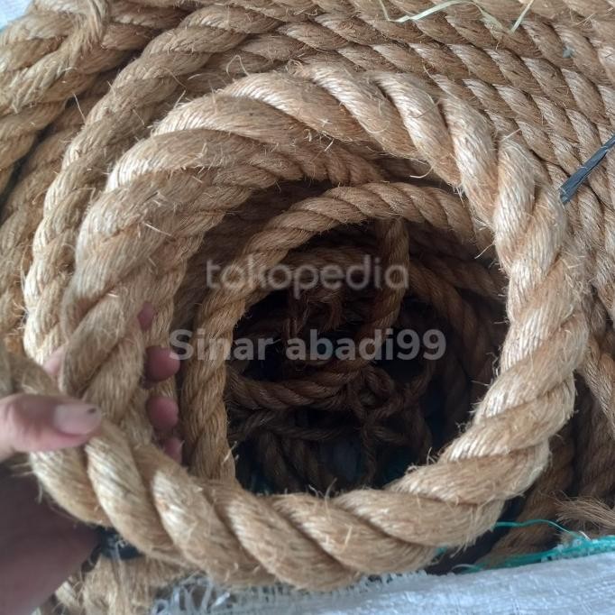 

Tali Tambang Besar 30Mm Tali Tambang Manila Tali Tambang Goni New Stok